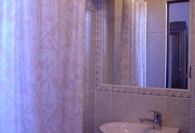 اتاق استاندارد, Albergo Anna
