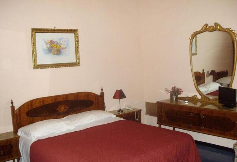 Chambre Standard, Albergo Anna
