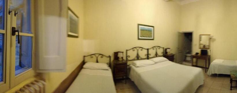 Chambre Triple Standard, Albergo Anna