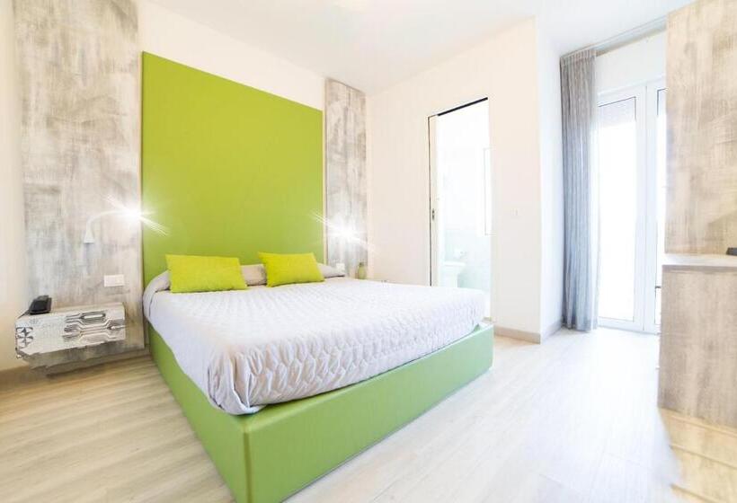 スーペリアールーム, All Orologio 3 Stelle Superior