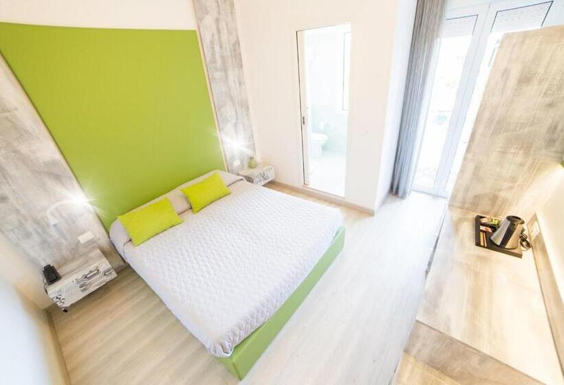 スーペリアールーム, All Orologio 3 Stelle Superior