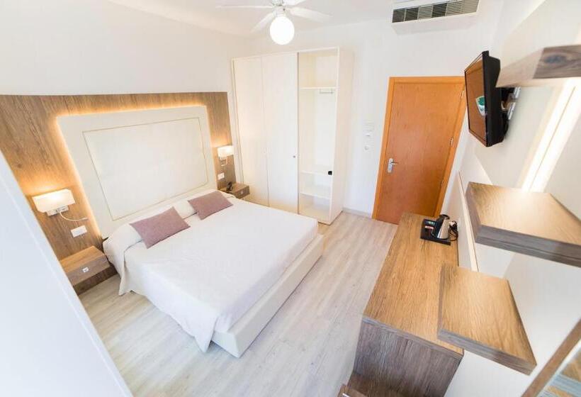 バルコニー付きデラックスルーム, All Orologio 3 Stelle Superior