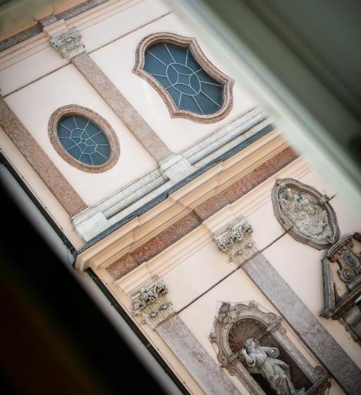 복층 룸 퀸 침대, Boutique Exclusive B&b