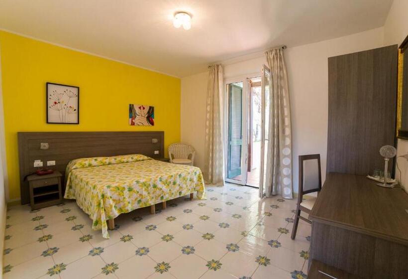 Triple Room Sea View, Capo Sud