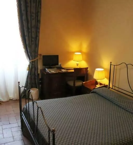 اتاق راحتی, Castello Montegiove
