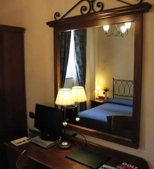 اتاق راحتی, Castello Montegiove