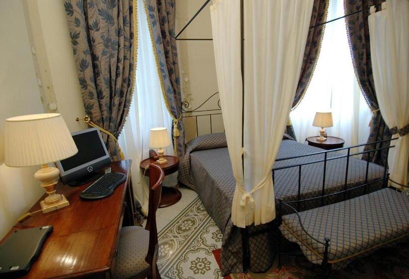 豪华房间, Castello Montegiove