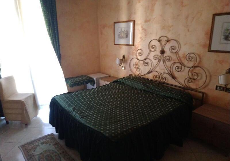 اتاق استاندارد یک نفره, Centrale Europa