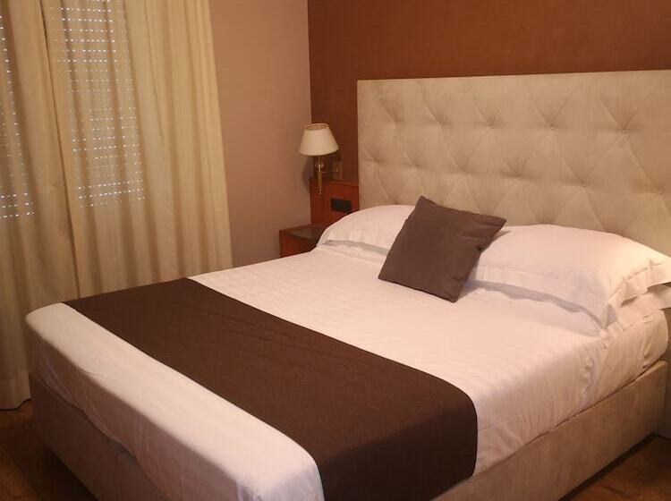 Номер Стандарт с Балконом, Clarin 14 By Dori