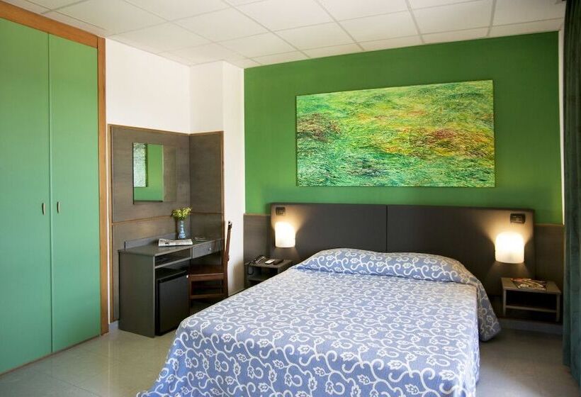 חדר סטנדרט, Côte D'est