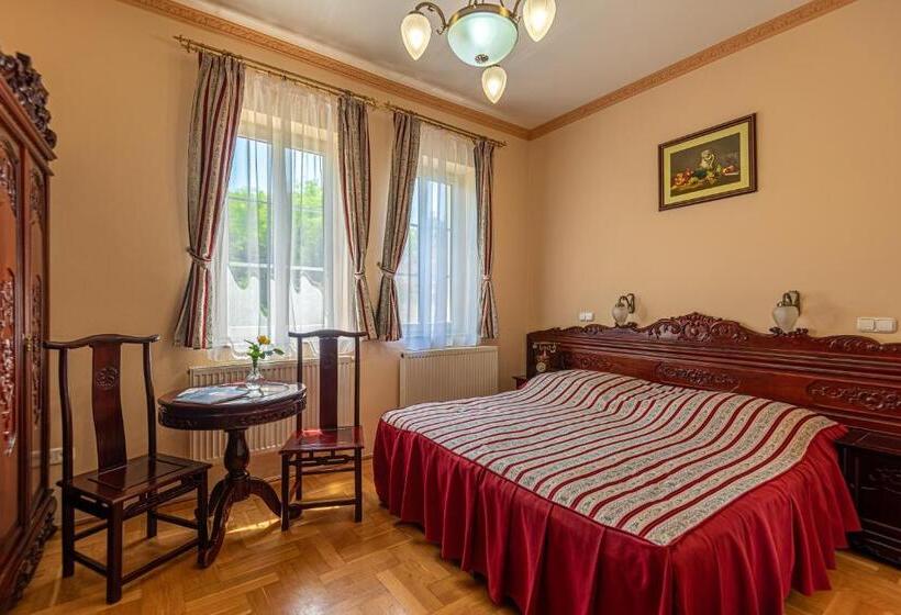 Номер Стандарт, Fried Kastély Hotel Simontornya