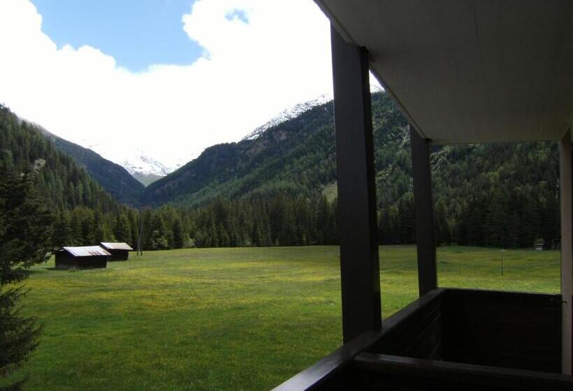 Номер Стандарт с Балконом, Garni Thurwieser   B&b