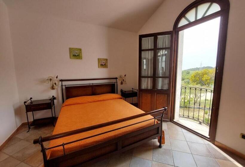 غرفة سوبيريور, La Corte Rosada