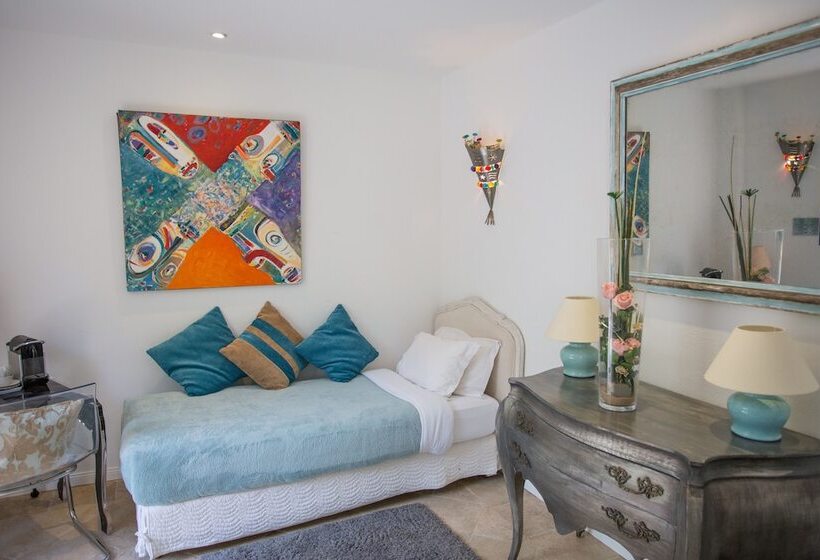 סוויטה משפחתית, Le Verger Maelvi