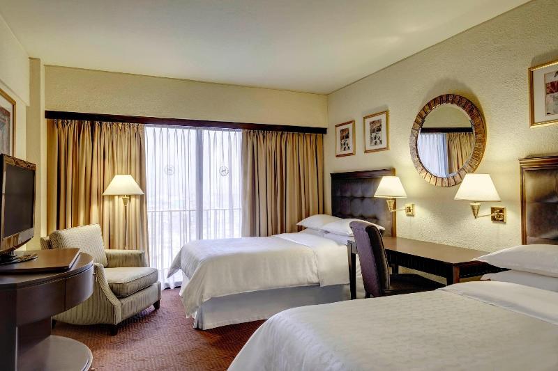 1 Bedroom Deluxe Apartment