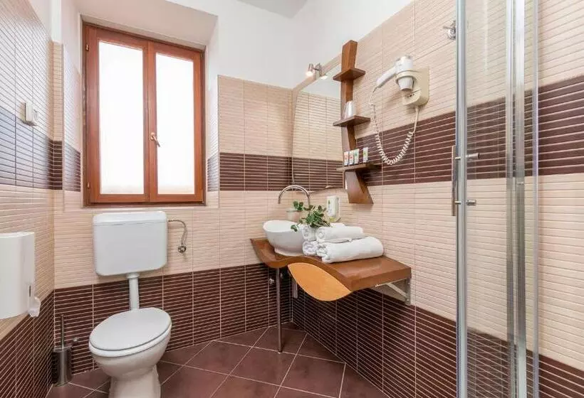 Standard Room, Marina
