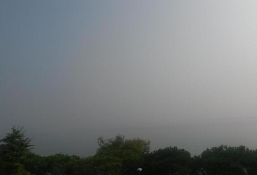 Номер Стандарт Вид на Озеро, Mirabello