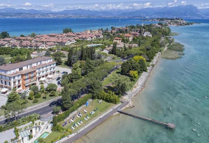 Номер Стандарт Вид на Озеро, Mirabello