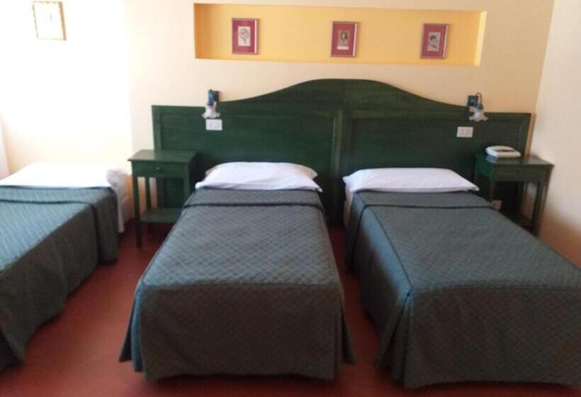 اتاق استاندارد سه نفره, Monna Lisa