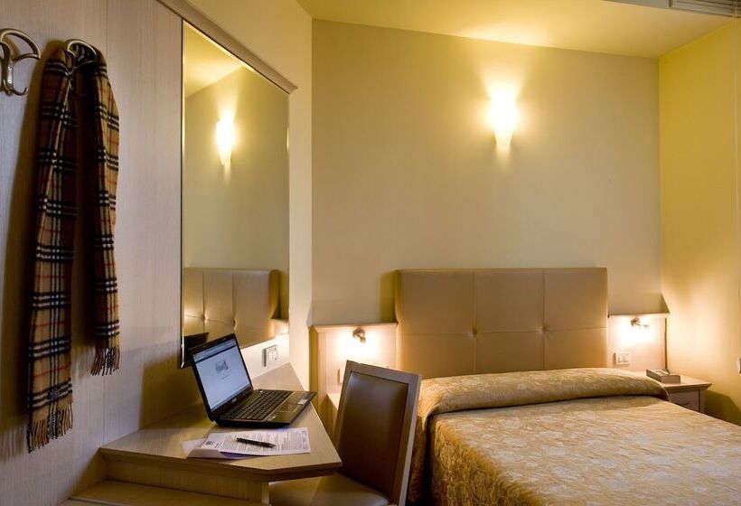 Chambre Standard Individuelle, Noce