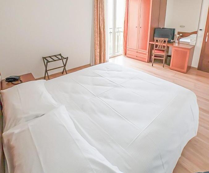 스탠다드 룸, Nuova Barcaccia