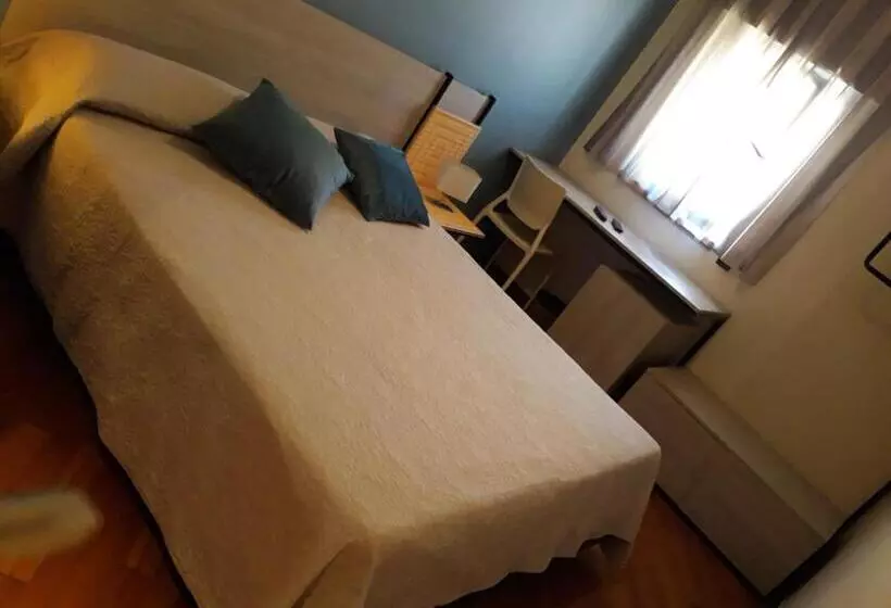 Standard-huone, Ottagono