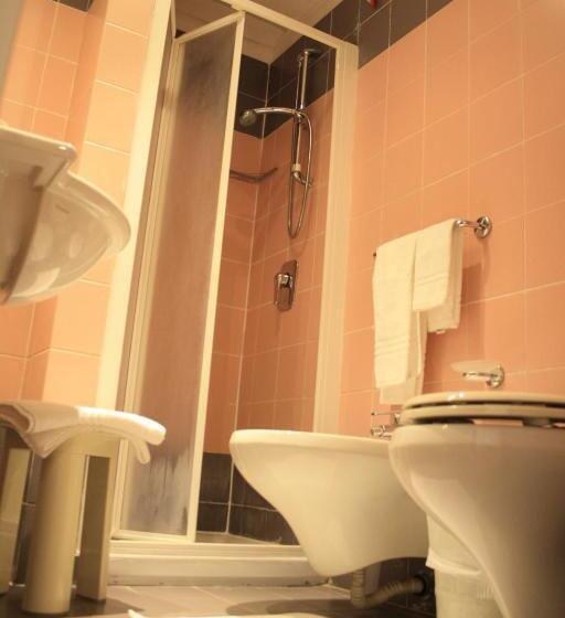 חדר סטנדרט יחיד, Ottagono