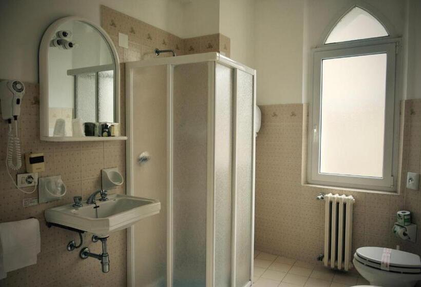 スタンダードルーム, Pinamonte