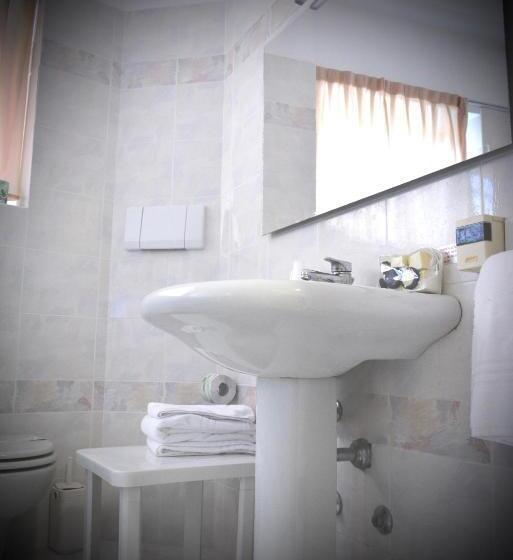 スタンダードトリプルルーム, Pinamonte