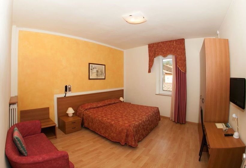 スタンダードルーム, Pinamonte