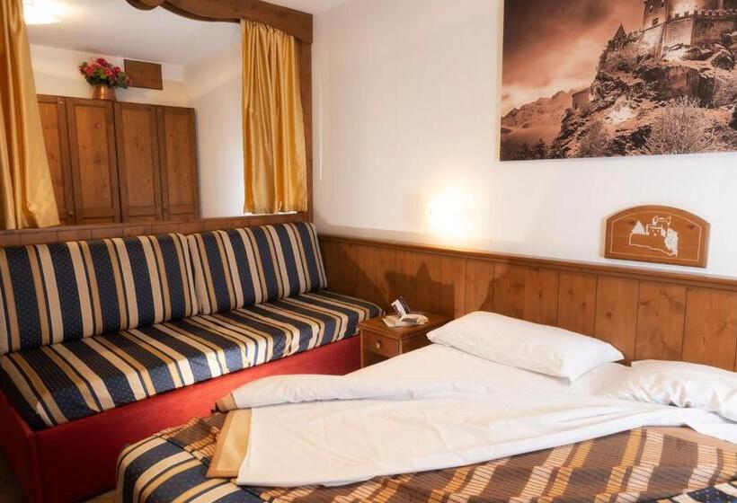 اتاق استاندارد سه نفره, Residence Chateau
