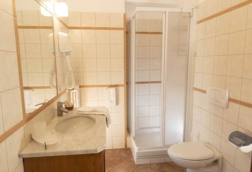اتاق استاندارد یک نفره, Residence Chateau