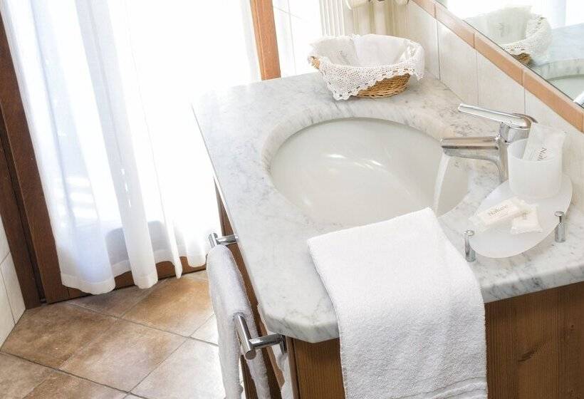 חדר סטנדרט לשלושה, Residence Chateau