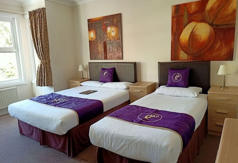 패밀리 룸, Revado