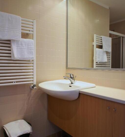 Номер Стандарт, Rosanna 3 Stelle Superior