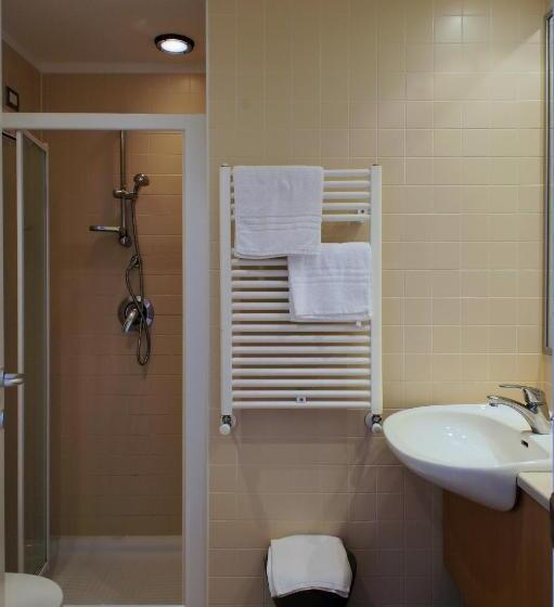 Номер Стандарт, Rosanna 3 Stelle Superior