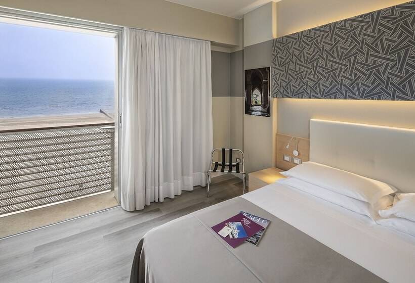 Номер Стандарт Вид на Море, Rosanna 3 Stelle Superior