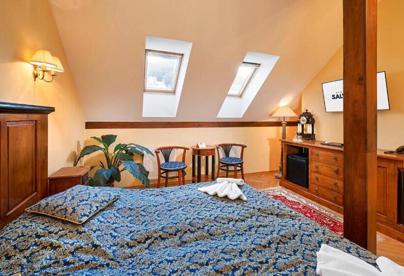 اتاق استاندارد, Salvator