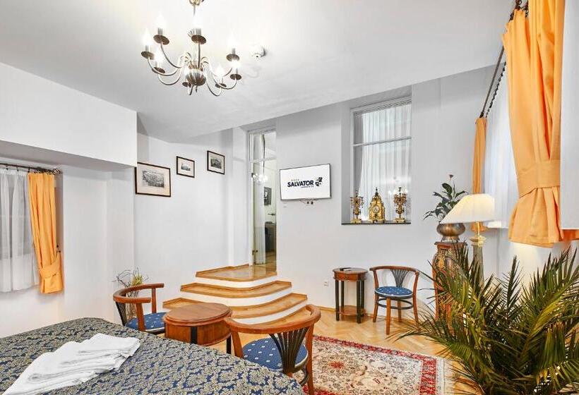 سوییت, Salvator