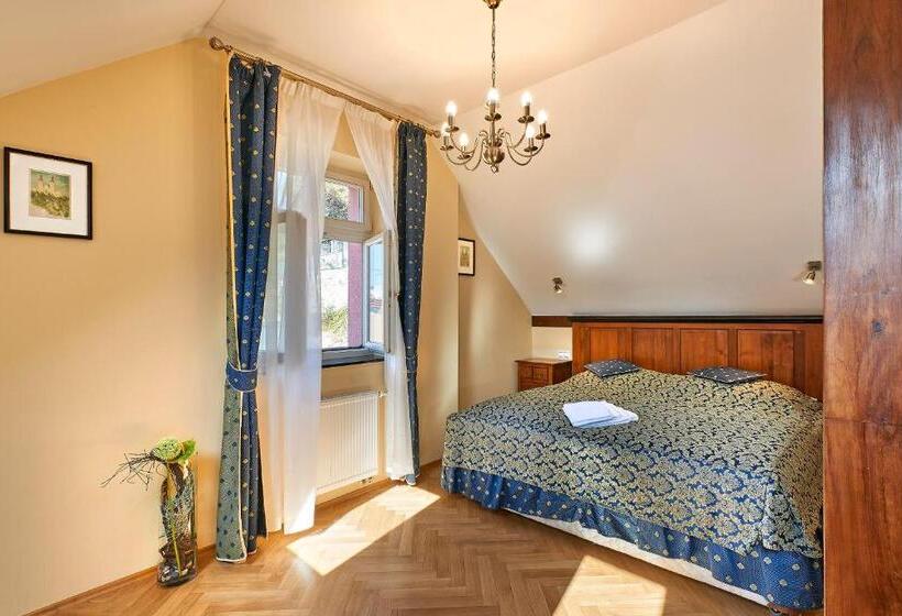 اتاق استاندارد, Salvator