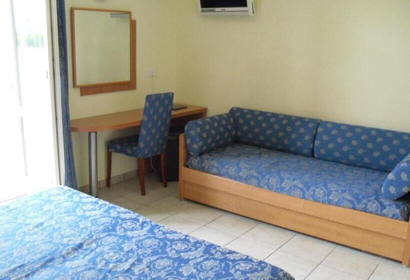 חדר סטנדרט לשלושה, San Marco