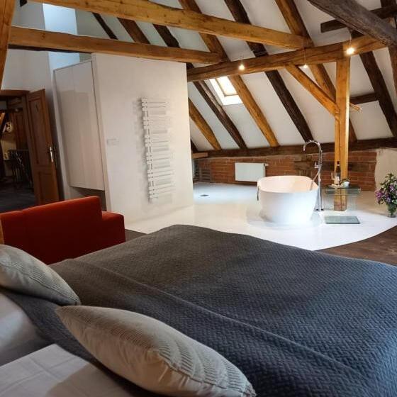 套房, Svambersky Dum