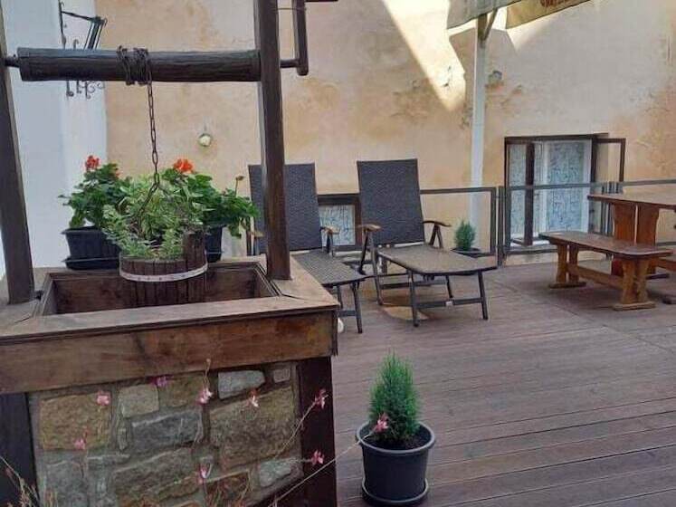 标准间, Svambersky Dum