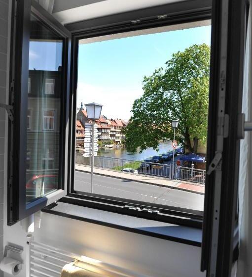 スタンダードルーム, Tandem