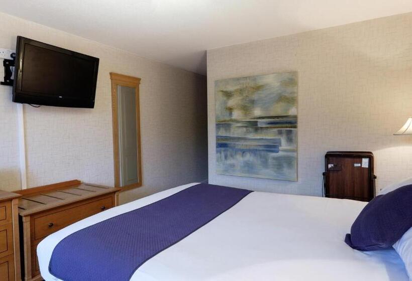 غرفة عائلية, The Cathedral