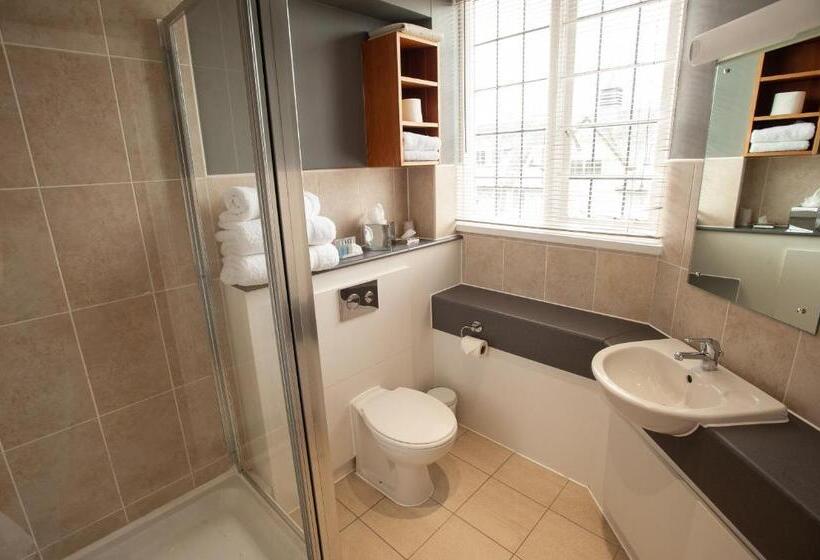 带大床的行政房间, The Management Centre