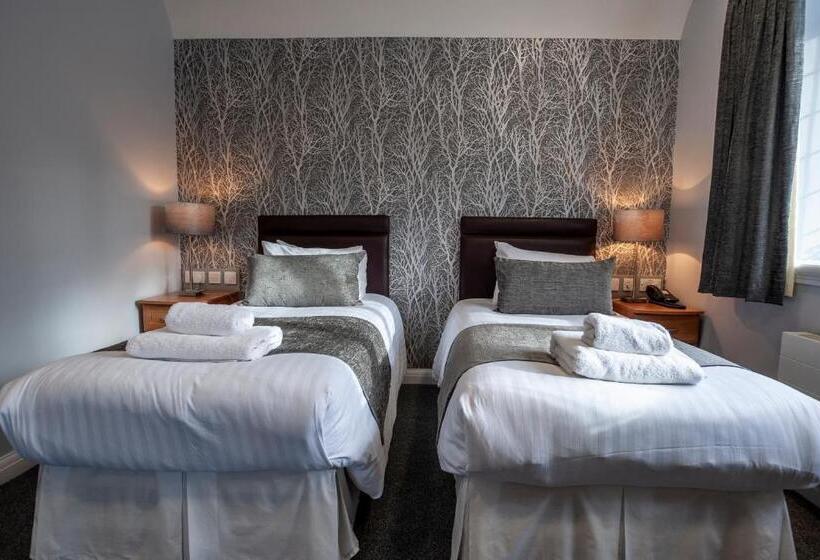 行政房间, The Management Centre