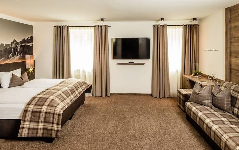 패밀리 스위트, Touring Dolomites