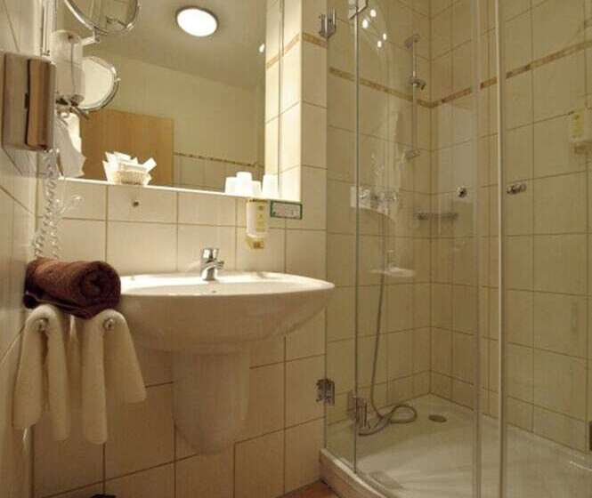 Номер Стандарт с Балконом, Land Gut Hotel Hotel Adlerbräu