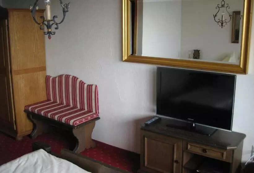 اتاق خانوادگی, Panoramahotel Karwendelhof